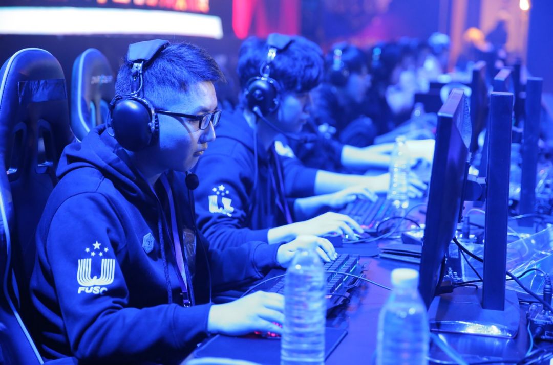 待一场备受 待一场备受