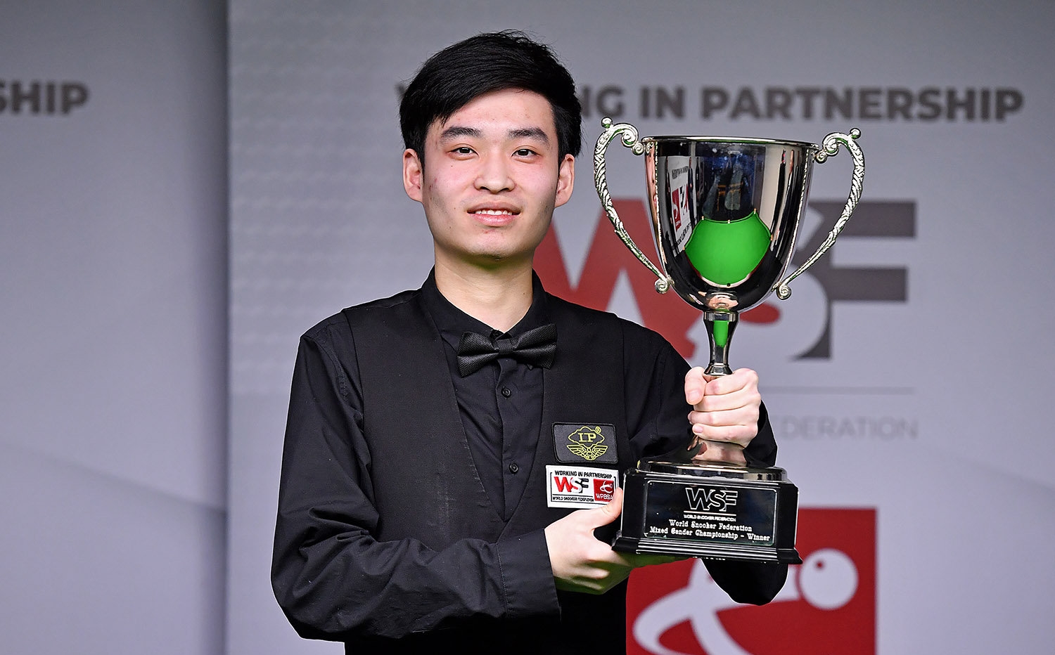 在联盟立足 在联盟立足