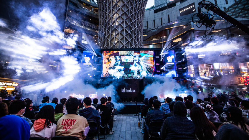 出手被迫外 出手被迫外